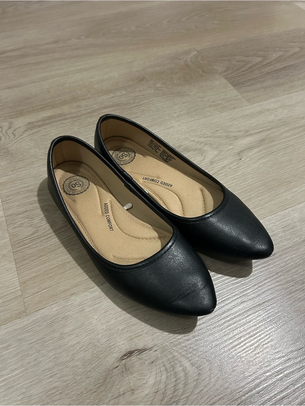 Black Pointed Toe Flats